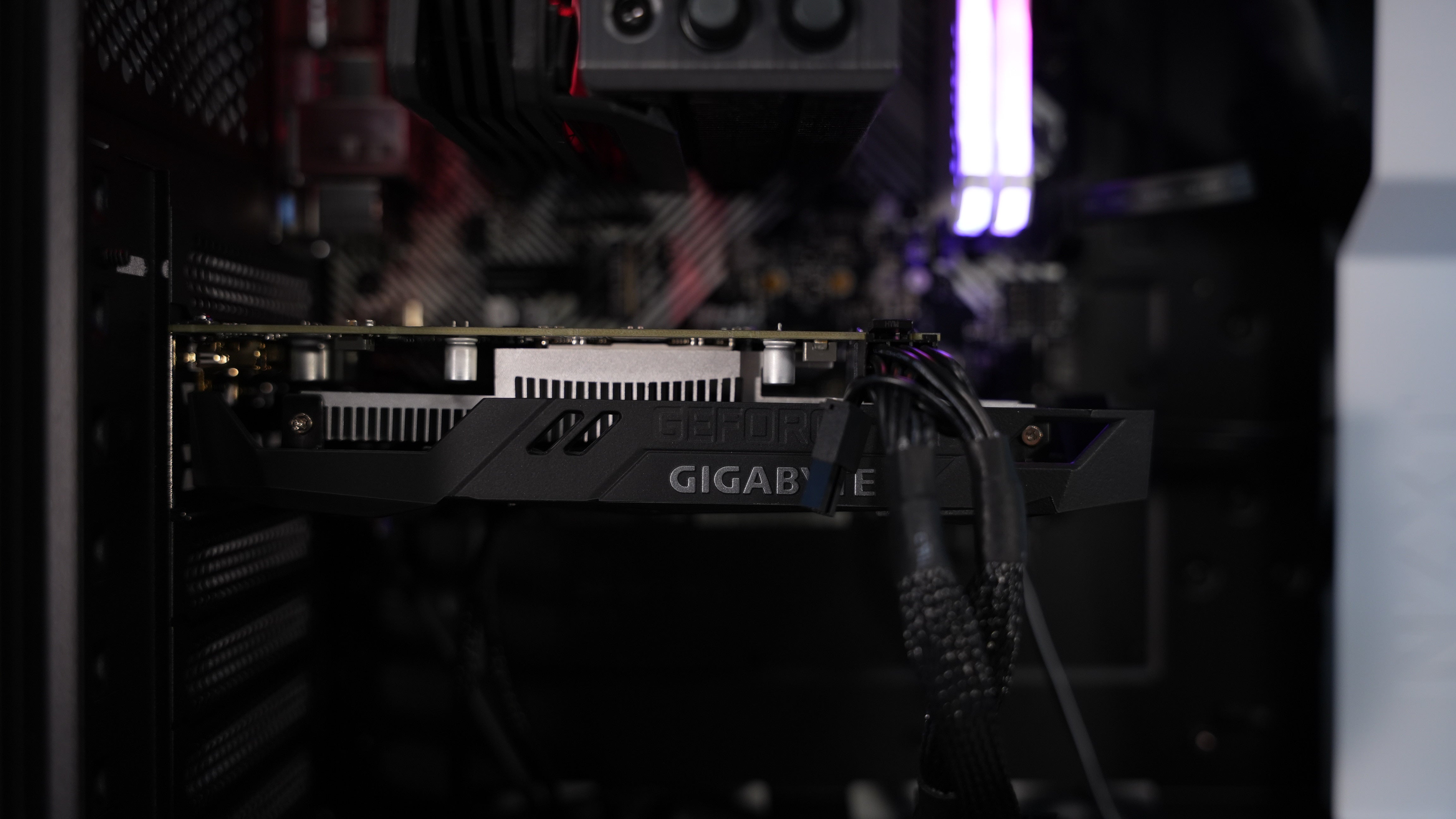 Ryzen 5 1600 + GTX 1650 Budget Gaming PC