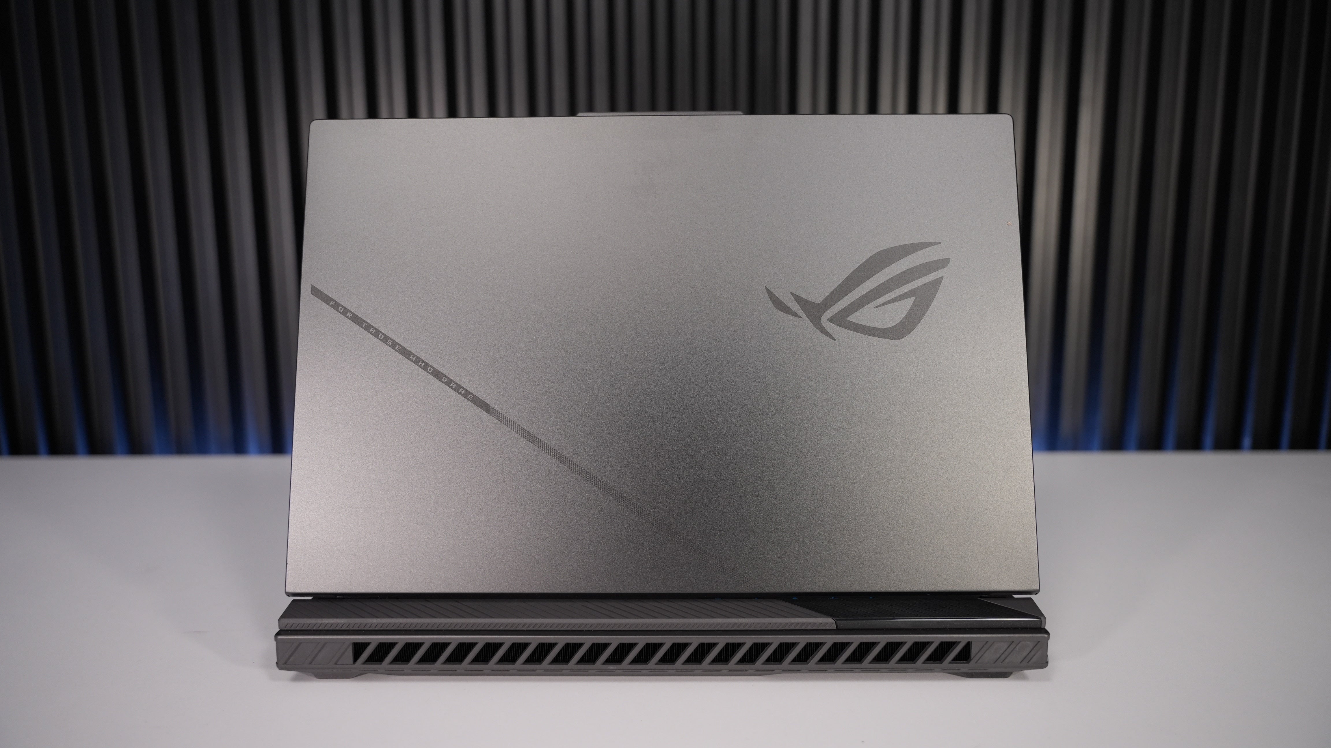 Asus ROG Strix G16 - Ryzen 9 9955HX + RTX 5060