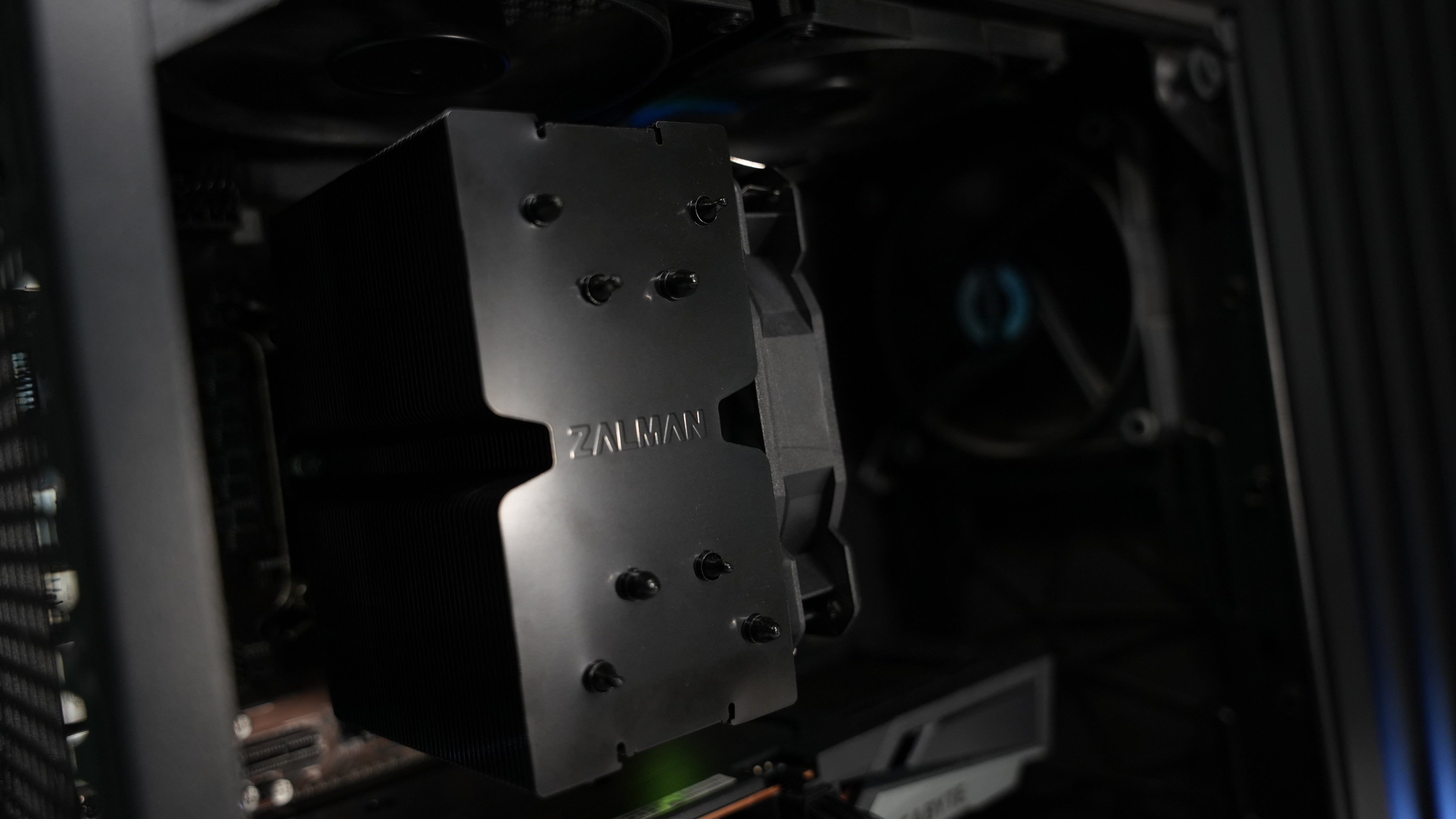 Intel i5 9400F + RX 6500XT Gaming PC