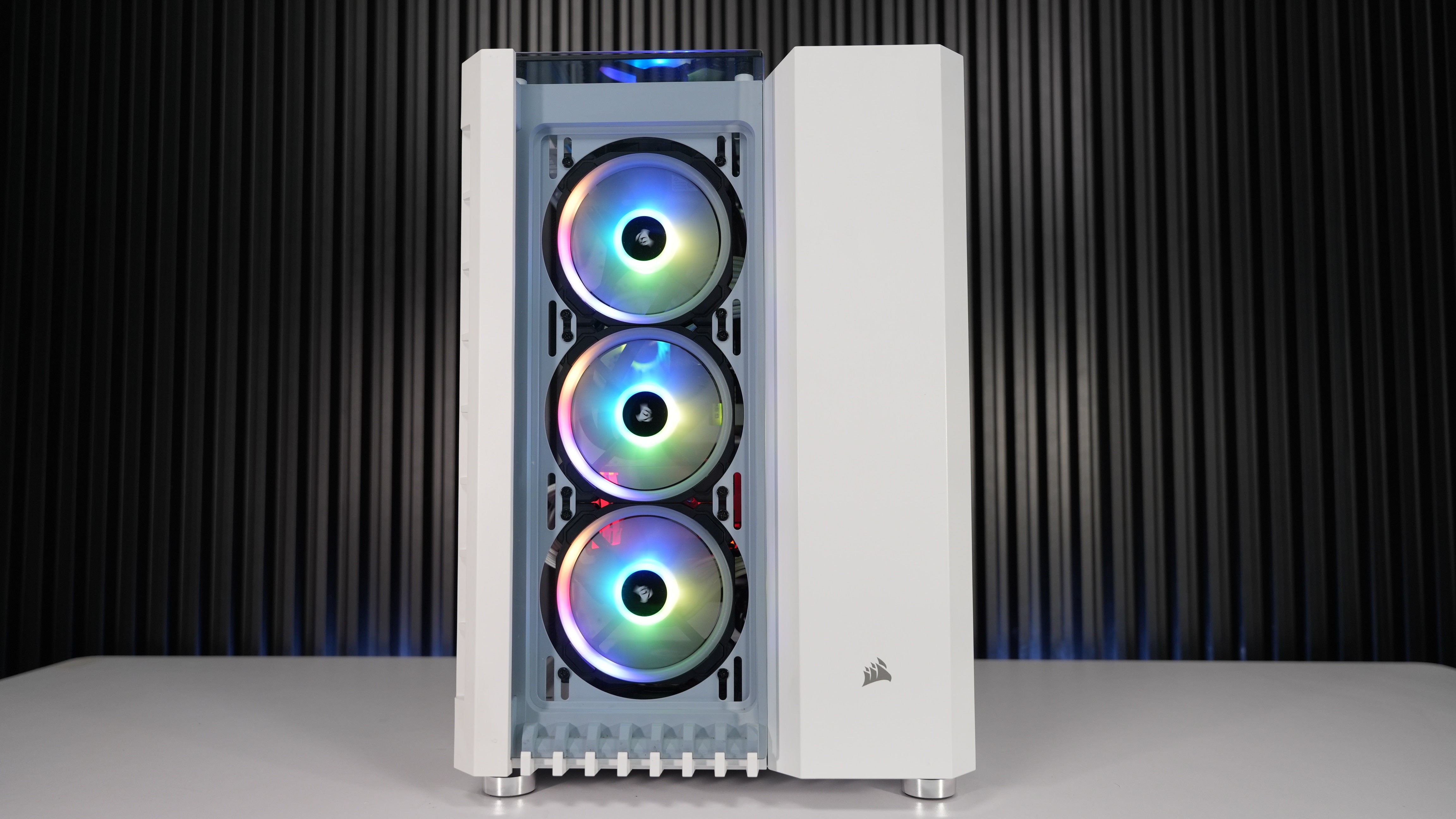 Ryzen 9 5950X + RX 6900XT Gaming PC