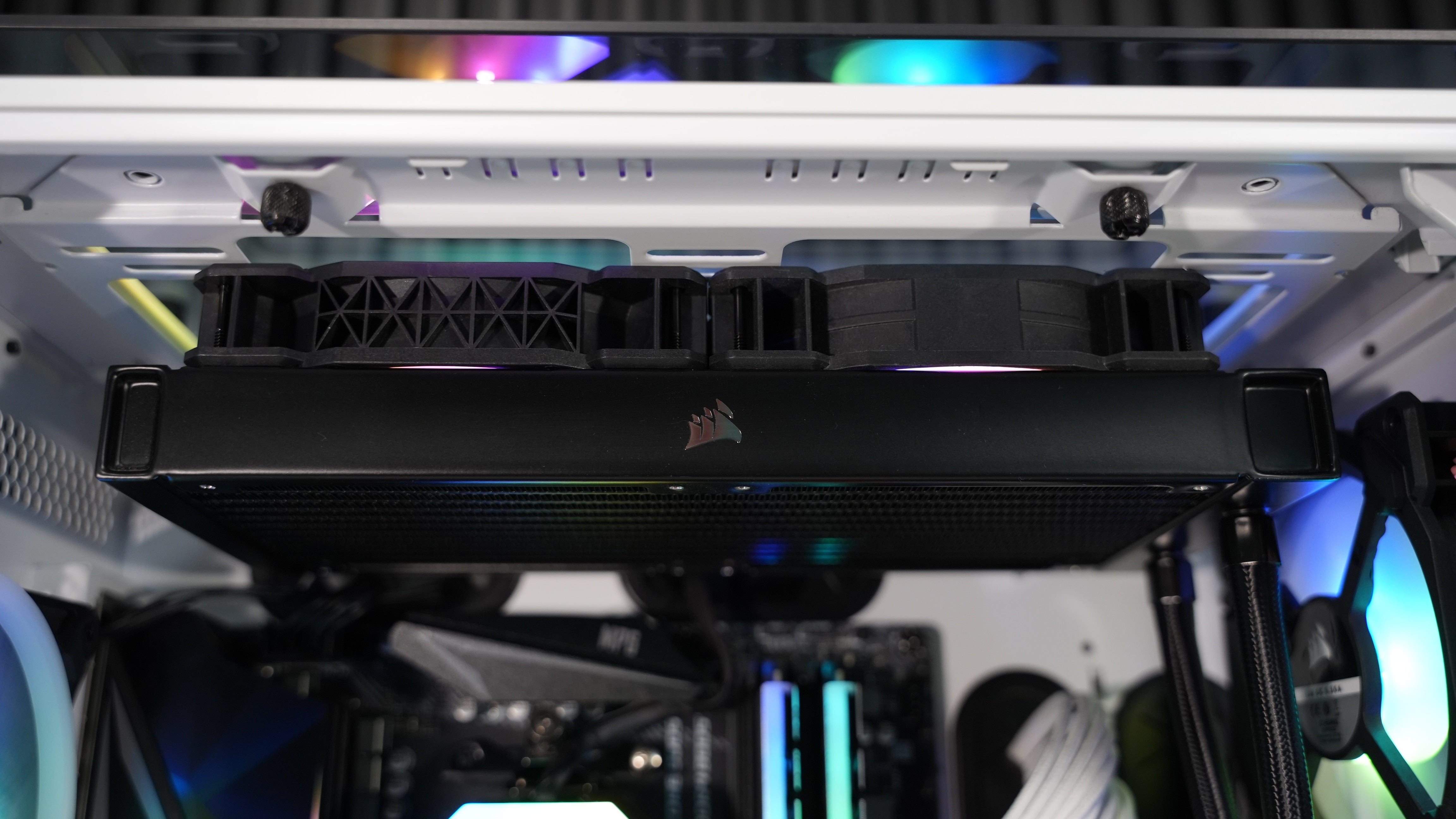 Ryzen 9 5950X + RX 6900XT Gaming PC