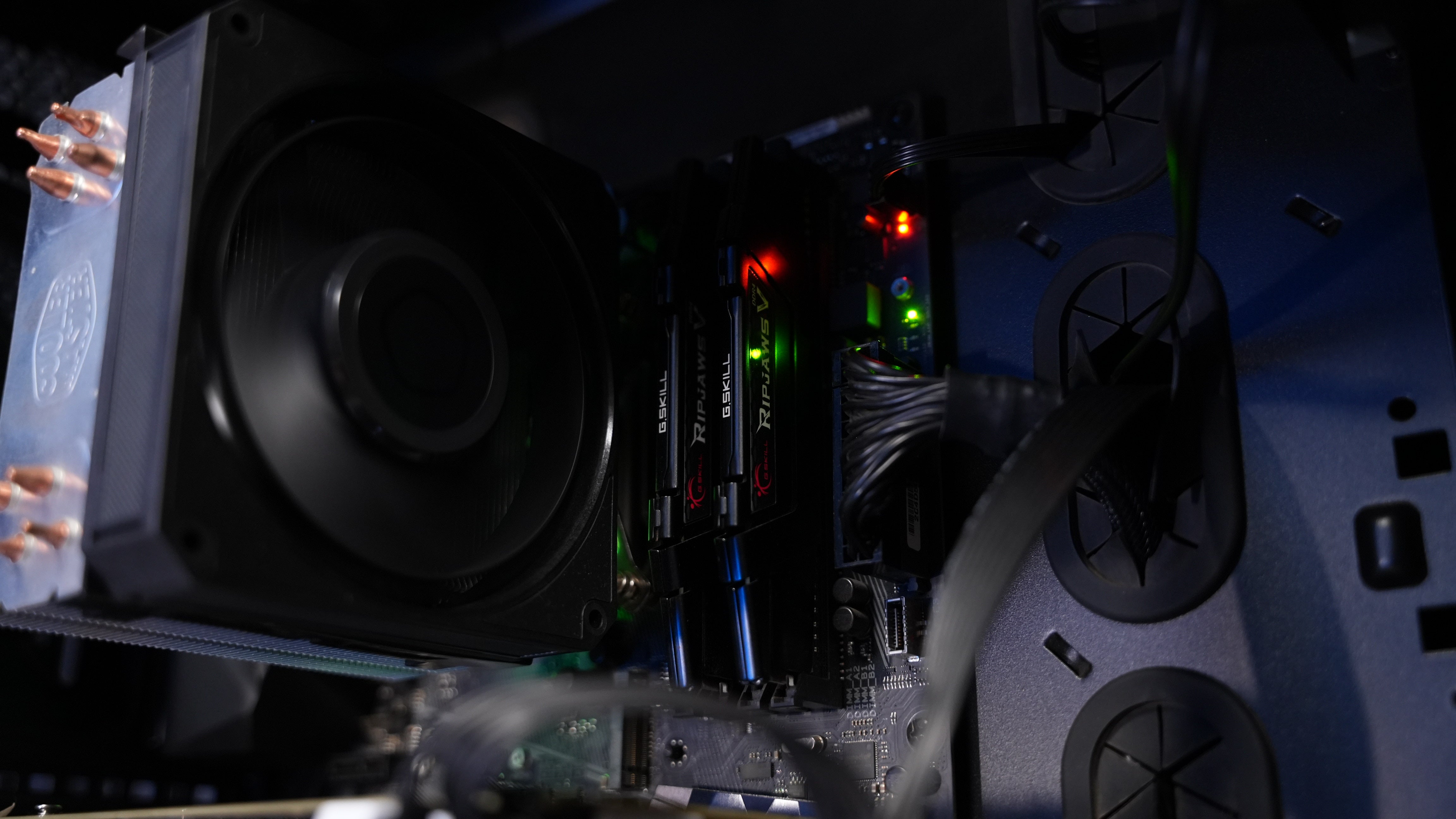 Intel i7 7700K + GTX 1060 Budget Gaming PC
