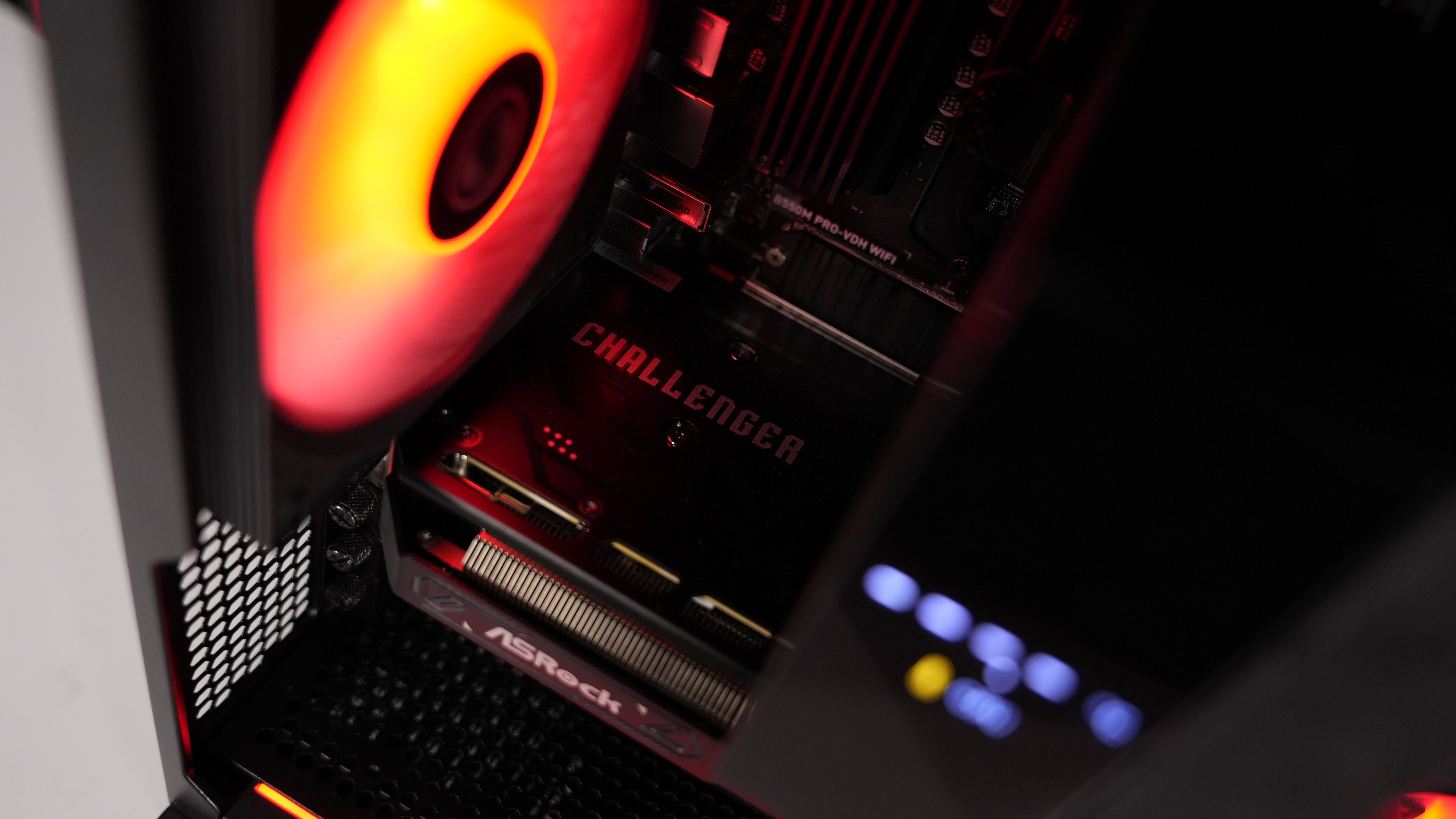 Ryzen 5 5500 + Intel Arc B570 Gaming PC