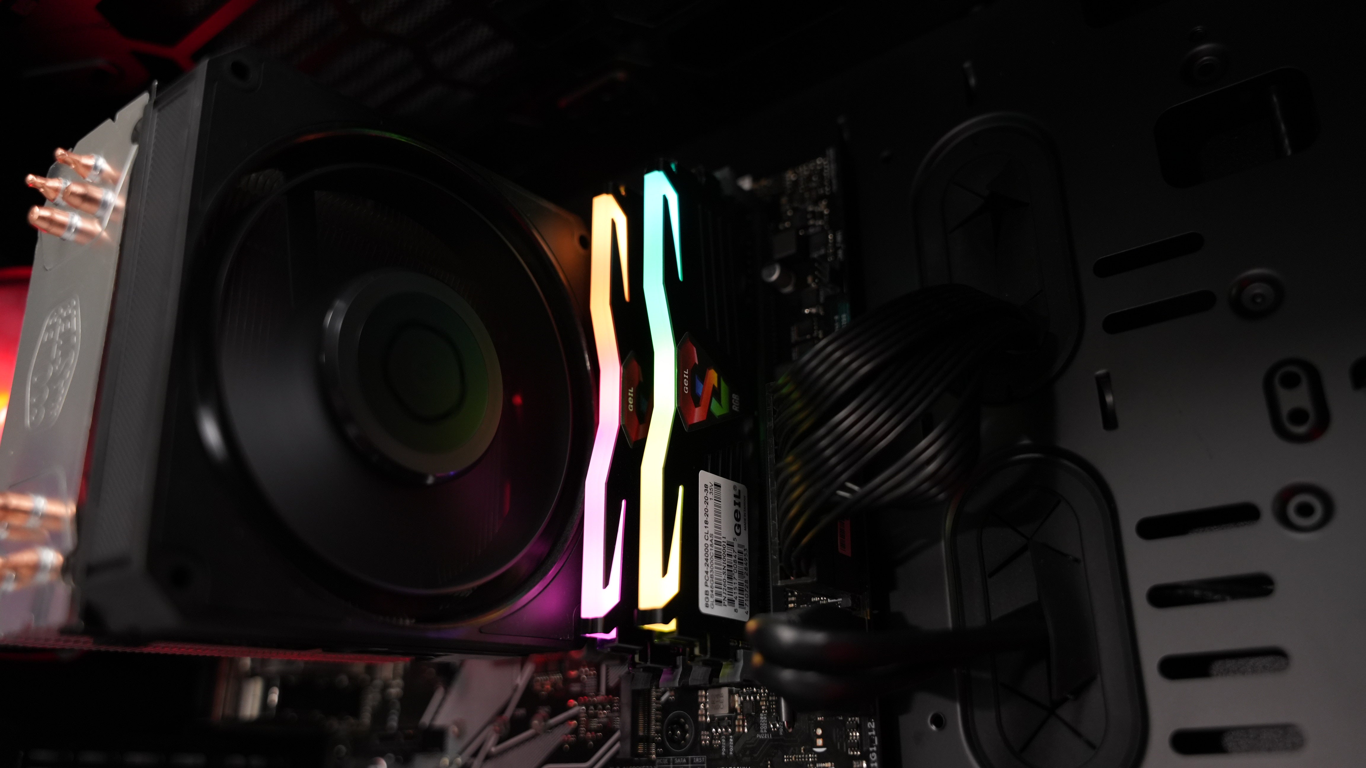 Intel i5 8600K + GTX 1060 3GB Budget Gaming PC