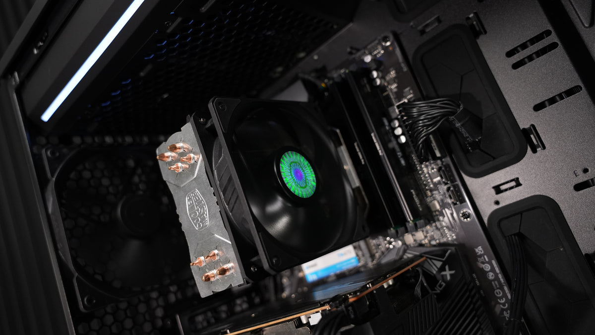 Ryzen 5 5600X + RX 7600 Gaming PC