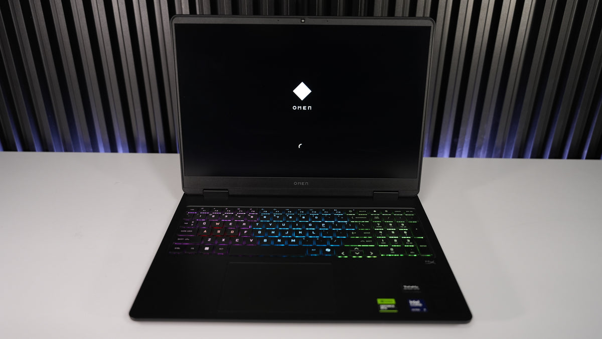 Intel Ultra 7 255H  + RTX 5060 Gaming Laptop