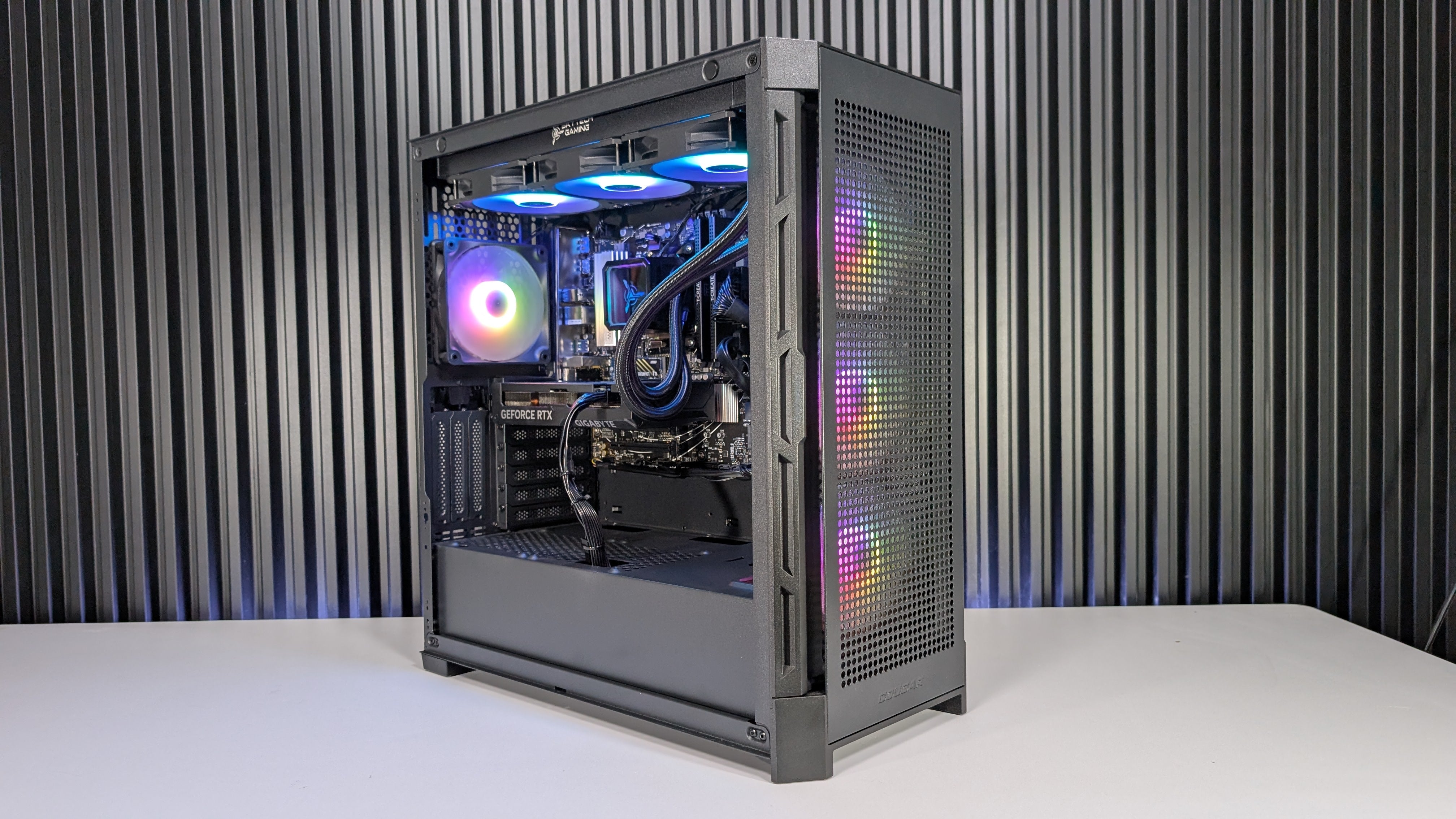Ryzen 7 7700X + RTX 4060 Ti 8GB Gaming PC