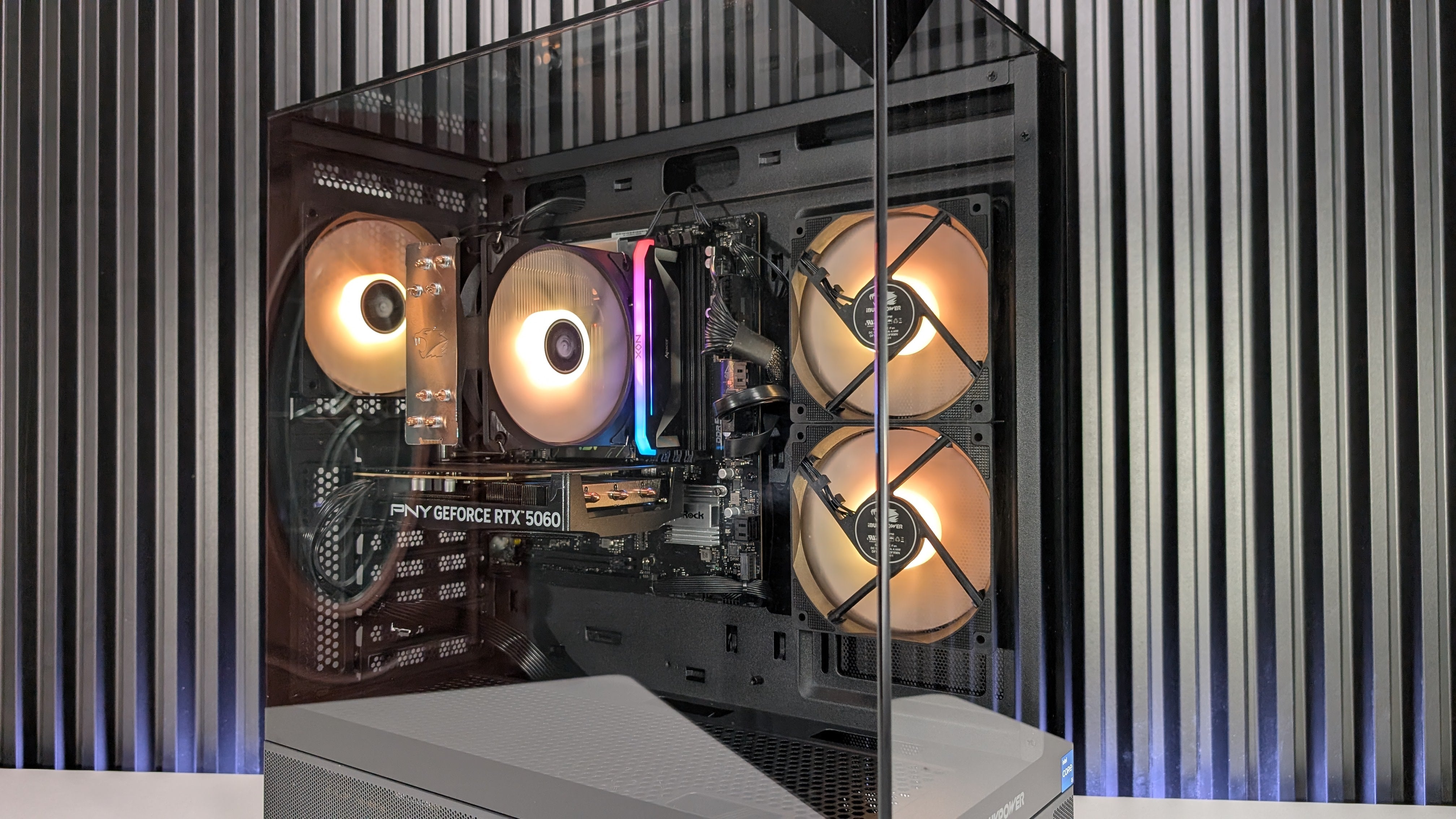 Intel i5 14400F + RTX 5060 Gaming/Streaming PC